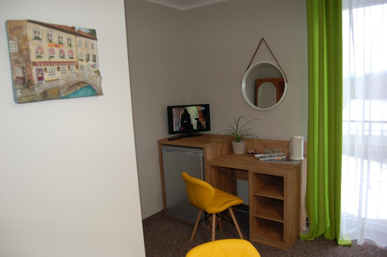 Hotel Lesne Zacisze Weremien Esterno foto